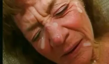 Extraño grupo de culonas latinas xxx celebración en la mañana.