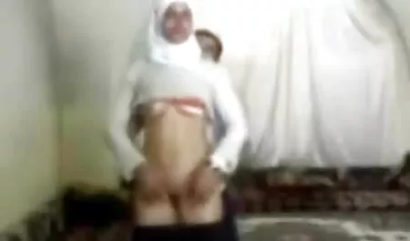 Grupo de nalgadas xxx mexicanas culonas con una masa de