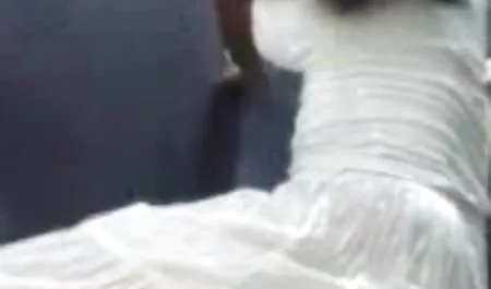Él se está follando a la madre nalgonas blancas