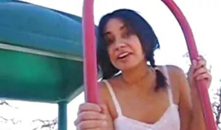 La explosión xxx culonas jovenes en el apartamento